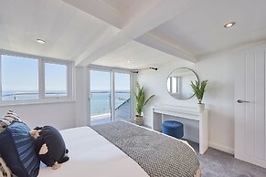 Host Stay Pier View Penthouse