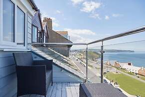 Host Stay Pier View Penthouse