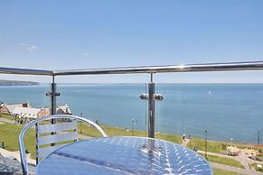 Host Stay Pier View Penthouse