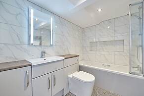 Host Stay Pier View Penthouse