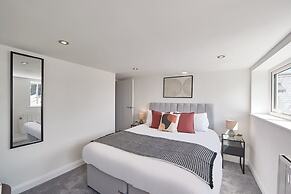 Host Stay Pier View Penthouse