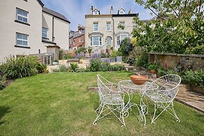 Host Stay Isla House