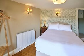 Host Stay Isla House