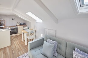 Host Stay Cooks Cabin