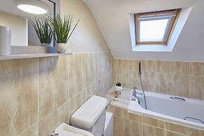 Host Stay Cooks Cabin