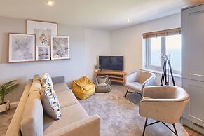 Host Stay Sea Watcher