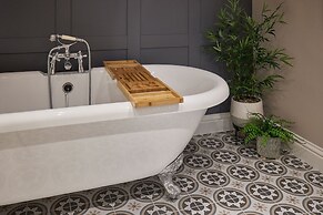 Host Stay The Green Door