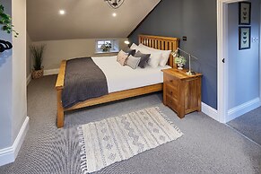 Host Stay The Green Door