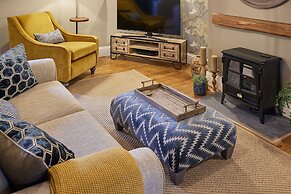 Host Stay The Green Door