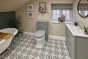 Host Stay The Green Door