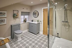 Host Stay The Green Door