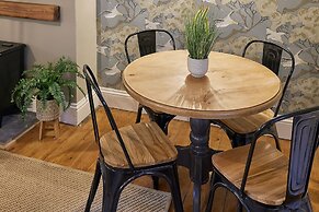 Host Stay The Green Door