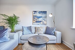 Host Stay Freshwater View