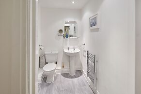 Host Stay Freshwater View