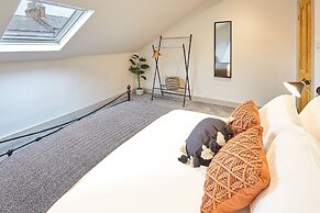 Host Stay Clifton House