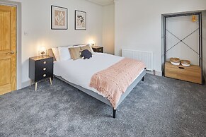 Host Stay Clifton House