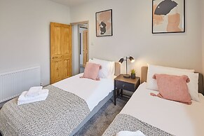 Host Stay Clifton House