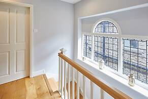 Host Stay River View