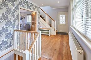 Host Stay River View