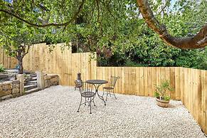 Host Stay River View