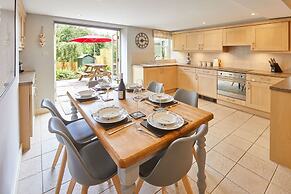 Host Stay River View