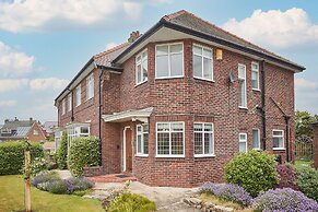 Host Stay Puffin House