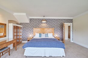 Host Stay Puffin House