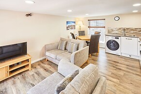 Host Stay Lobster Pot Apartment