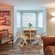 Host Stay In The Key Of Sea