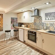 Host Stay In The Key Of Sea