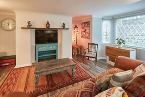 Host Stay In The Key Of Sea