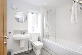 Host Stay Captain s Retreat