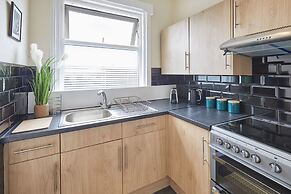 Host Stay Ocean Wave