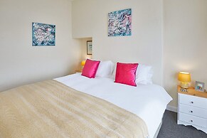 Host Stay Ocean Wave