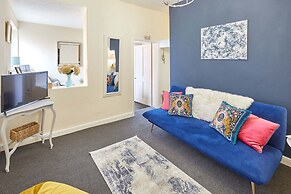 Host Stay Ocean Wave