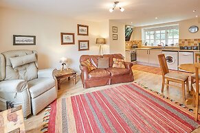 Host Stay Heron Cottage