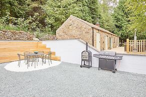 Host Stay Heron Cottage