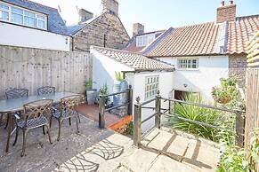 Host Stay Spring Cottage