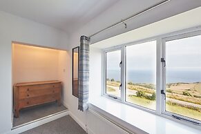 Host Stay Fairview House