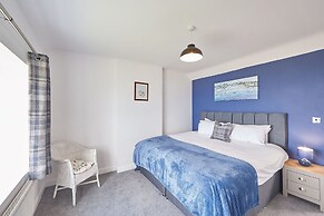 Host Stay Fairview House