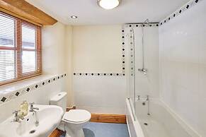 Host Stay The Arches Country House