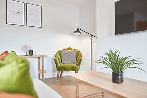 Host Stay Whitby Heights