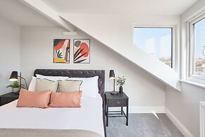 Host Stay Whitby Heights