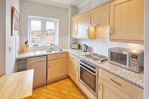 Host Stay Starboard Bow