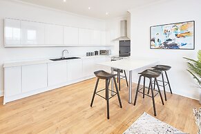 Host Stay Smuggler s Rest