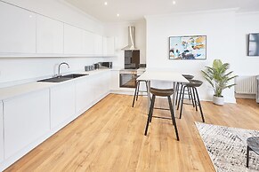 Host Stay Smuggler s Rest