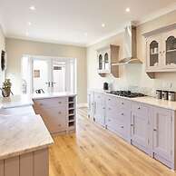 Host Stay Randolph House