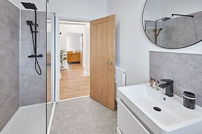 Host Stay Anchors Away