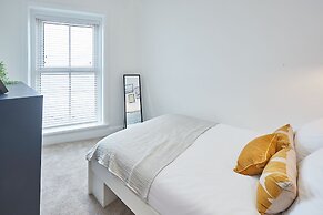 Host Stay Anchors Away