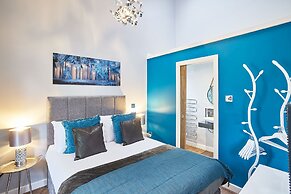 Host Stay 82G Galgate